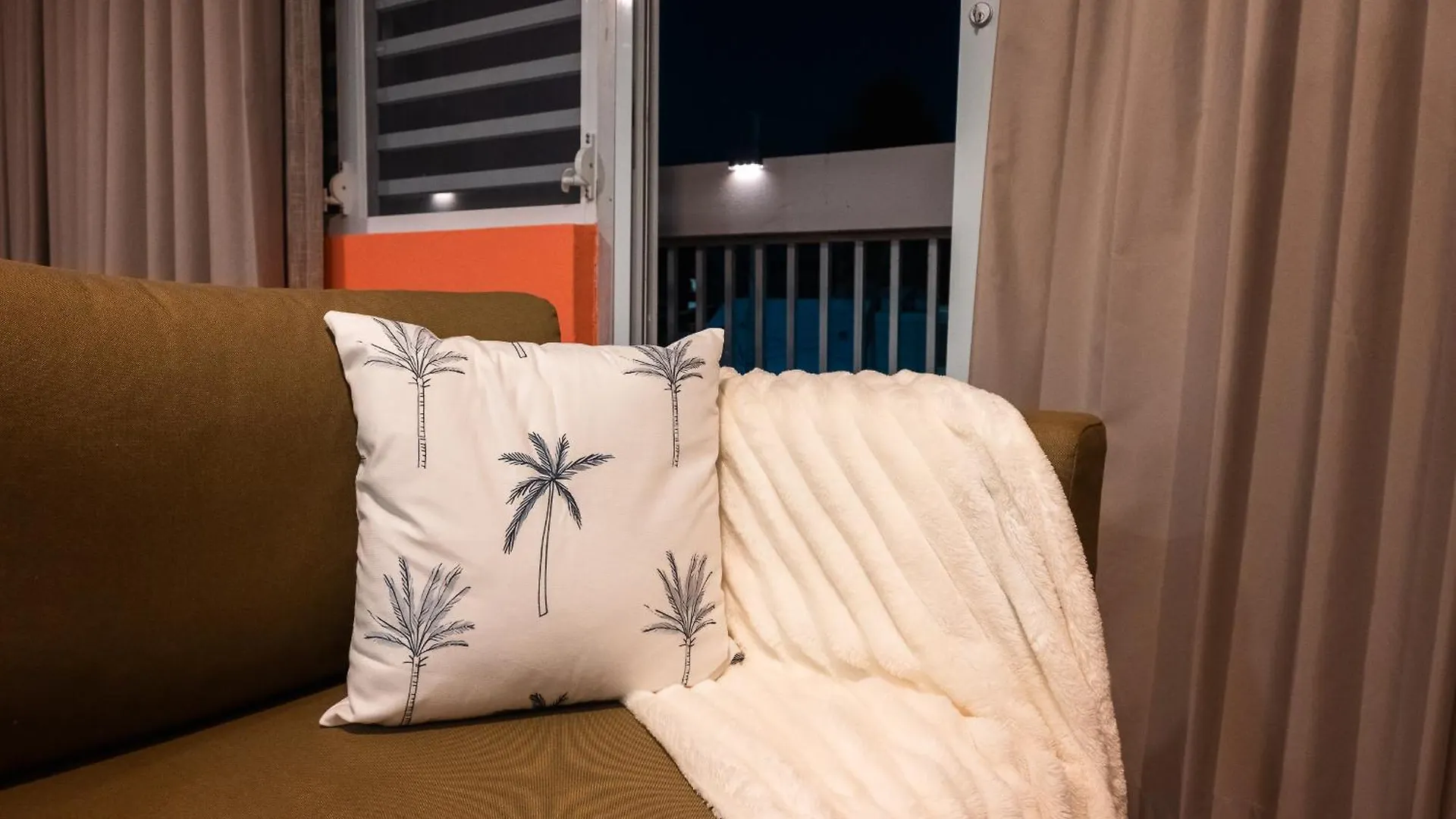 Seaside Escape At Luquillo Beach - Palma Luxe Studio 0*,  Portoriko